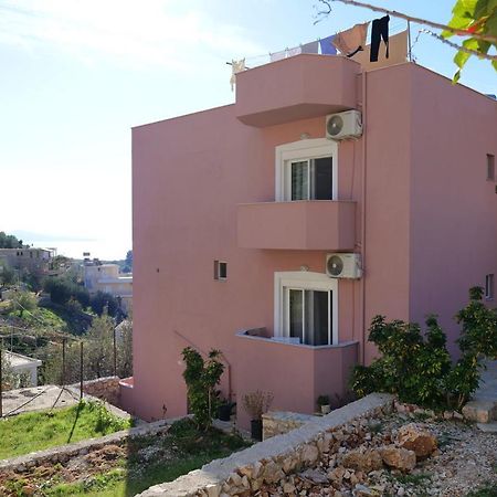 Pink Holiday Sarandë 외부 사진